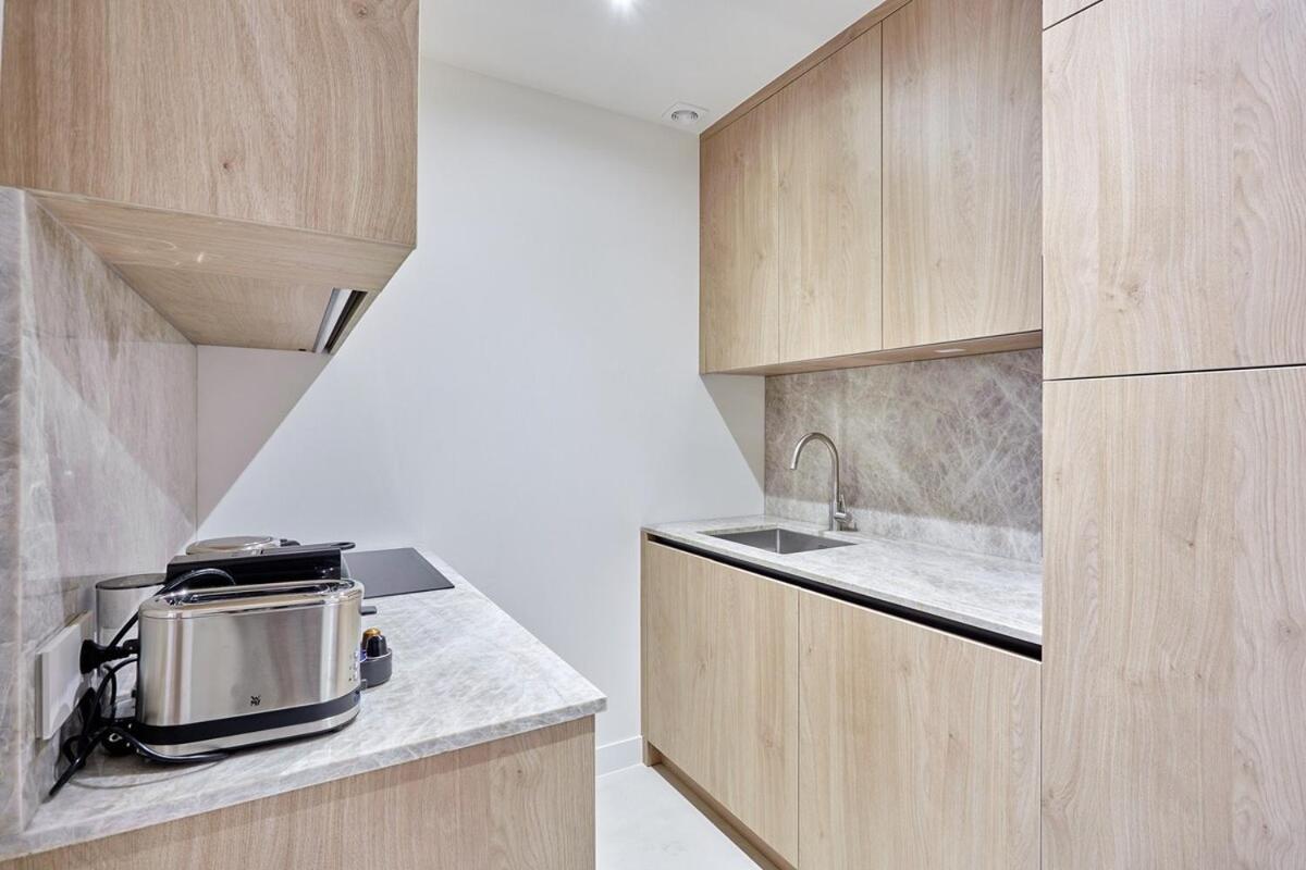 Apartment Centre De By Prestige